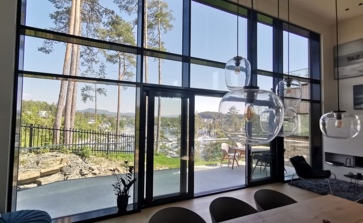 Curtain Wall